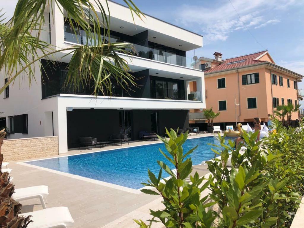 Luxury Apartments Magali 2 Ρόβινι Εξωτερικό φωτογραφία